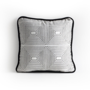 Image [:el]Μαξιλάρι Menara με μαύρο τελείωμα[:en]Menara pillow with black finish[:]